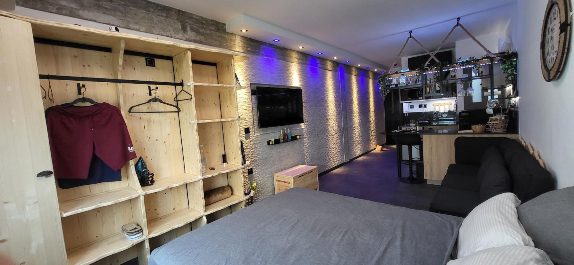 Agriolykos Luxury Layer-smart Home-athens Center-fully Equipped * Athen