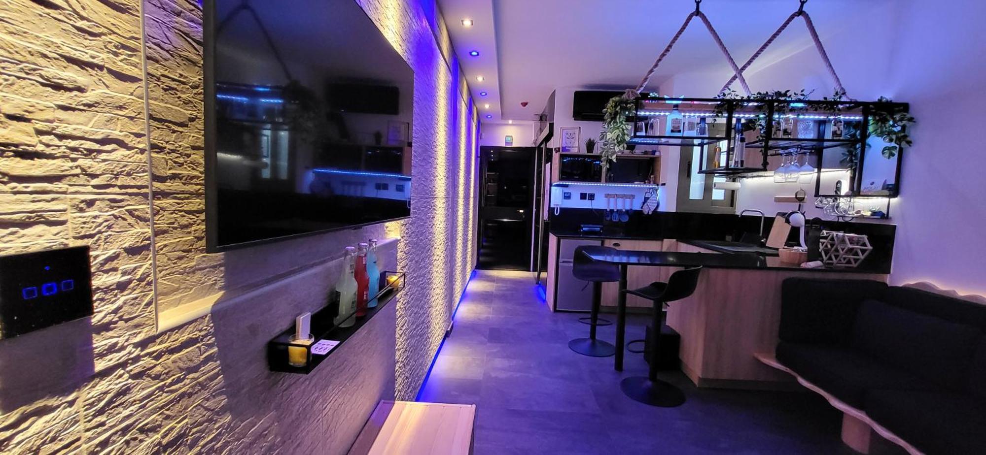 Agriolykos Luxury Layer-smart Home-athens Center-fully Equipped *